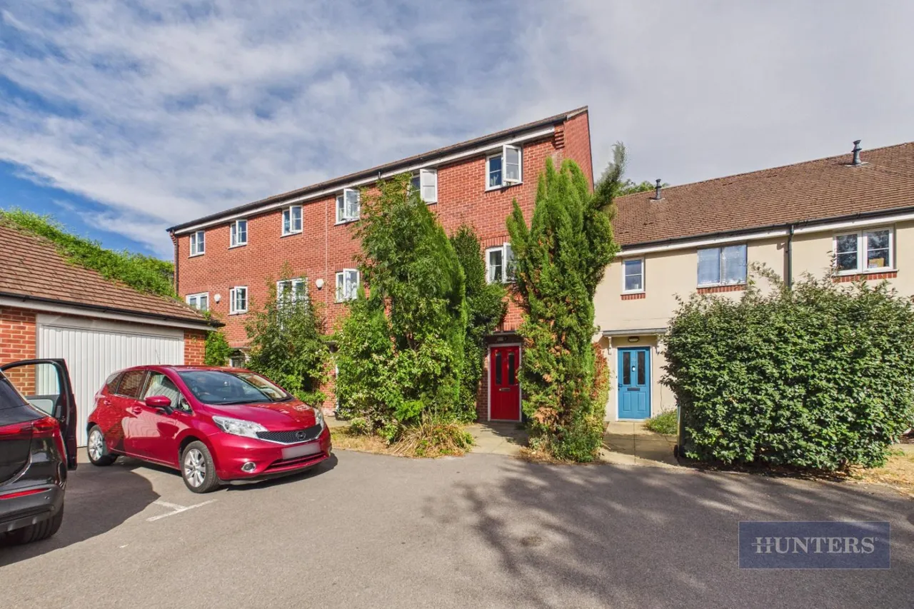5 bed house for sale — Magpie Lane, Eastleigh