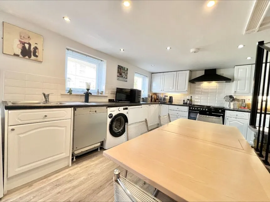 Tottington Road, Bolton, Greater Manchester, BL2, photo 10
