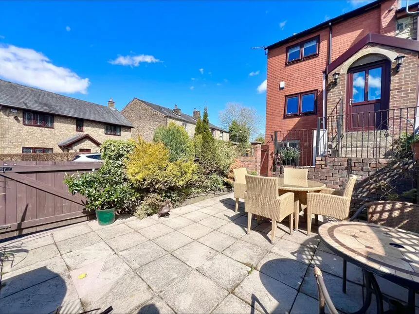 Tottington Road, Bolton, Greater Manchester, BL2, photo 2