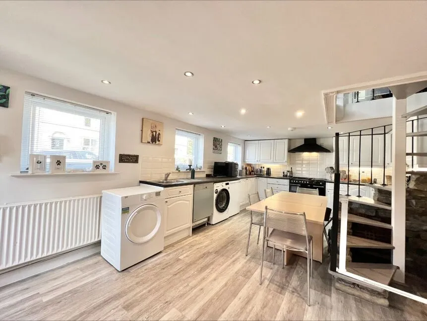 Tottington Road, Bolton, Greater Manchester, BL2, photo 9