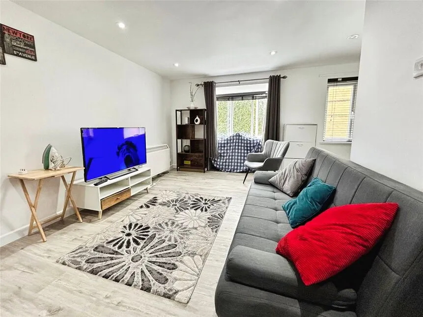 Sterling Gardens, London, SE14, photo 6