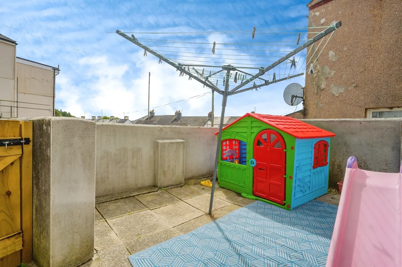 Victoria Road, Plymouth, PL5, photo 5