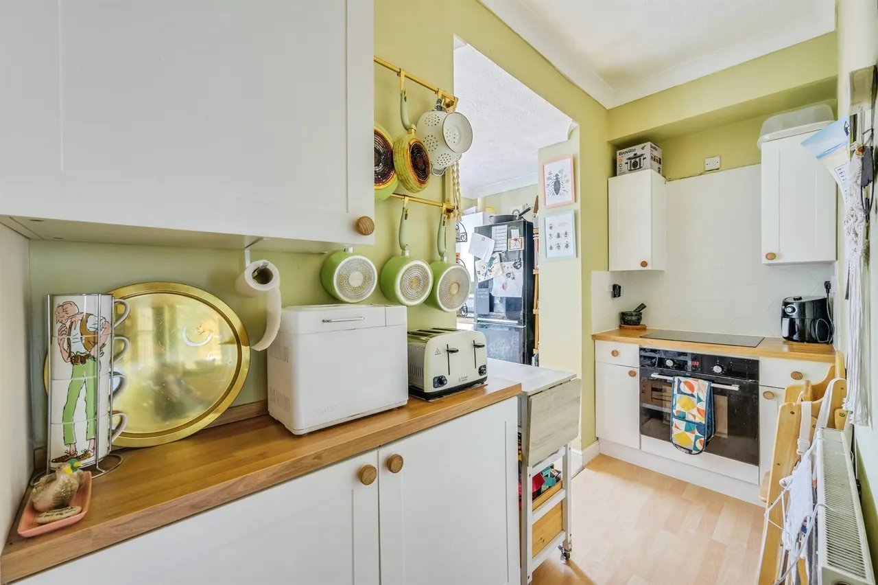 Victoria Road, Plymouth, PL5, photo 3