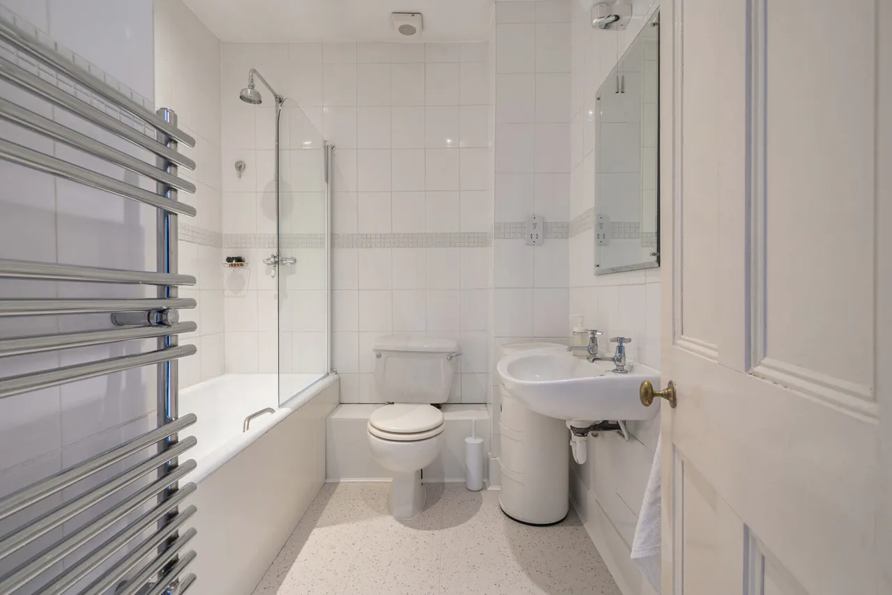 Abbots Walk, Reading, RG1, photo 13