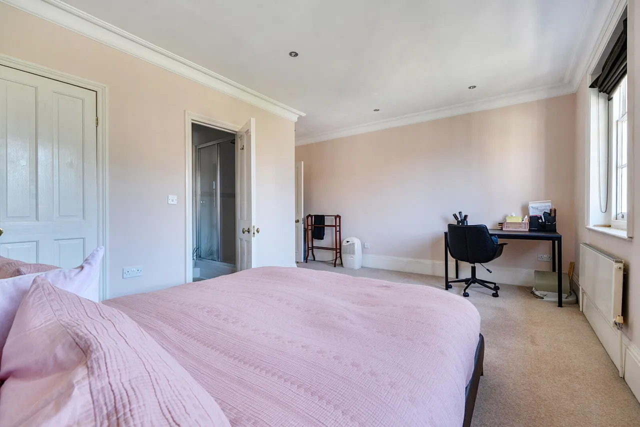Abbots Walk, Reading, RG1, photo 17