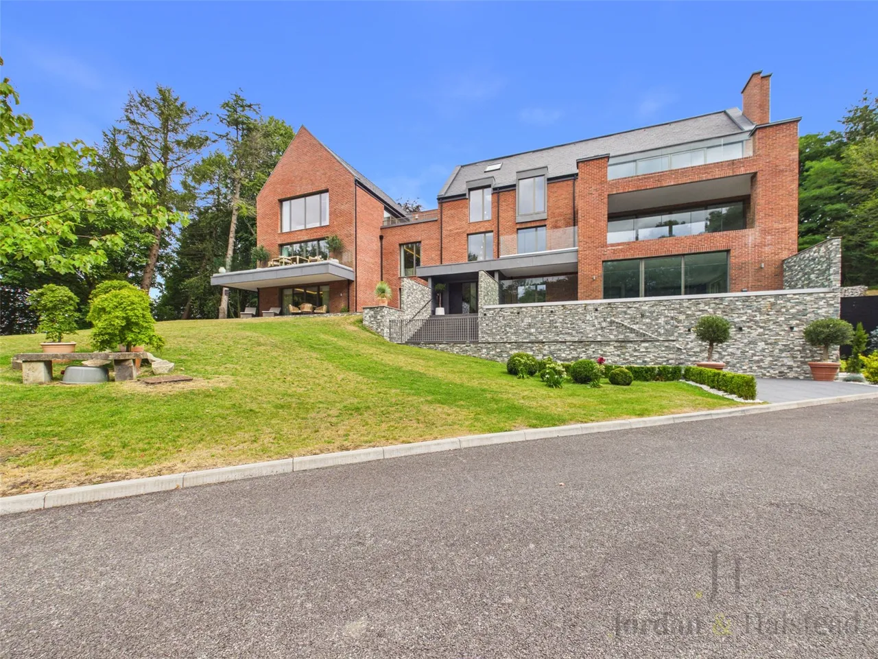 Macclesfield Road, Prestbury, Macclesfield, Cheshire, SK10 4BH, photo 32