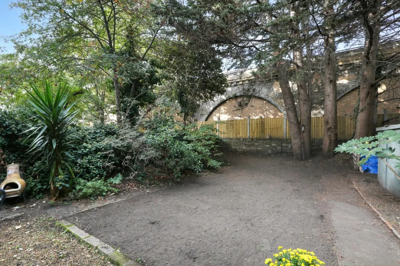 Flaxman Road, London, SE5, photo 3