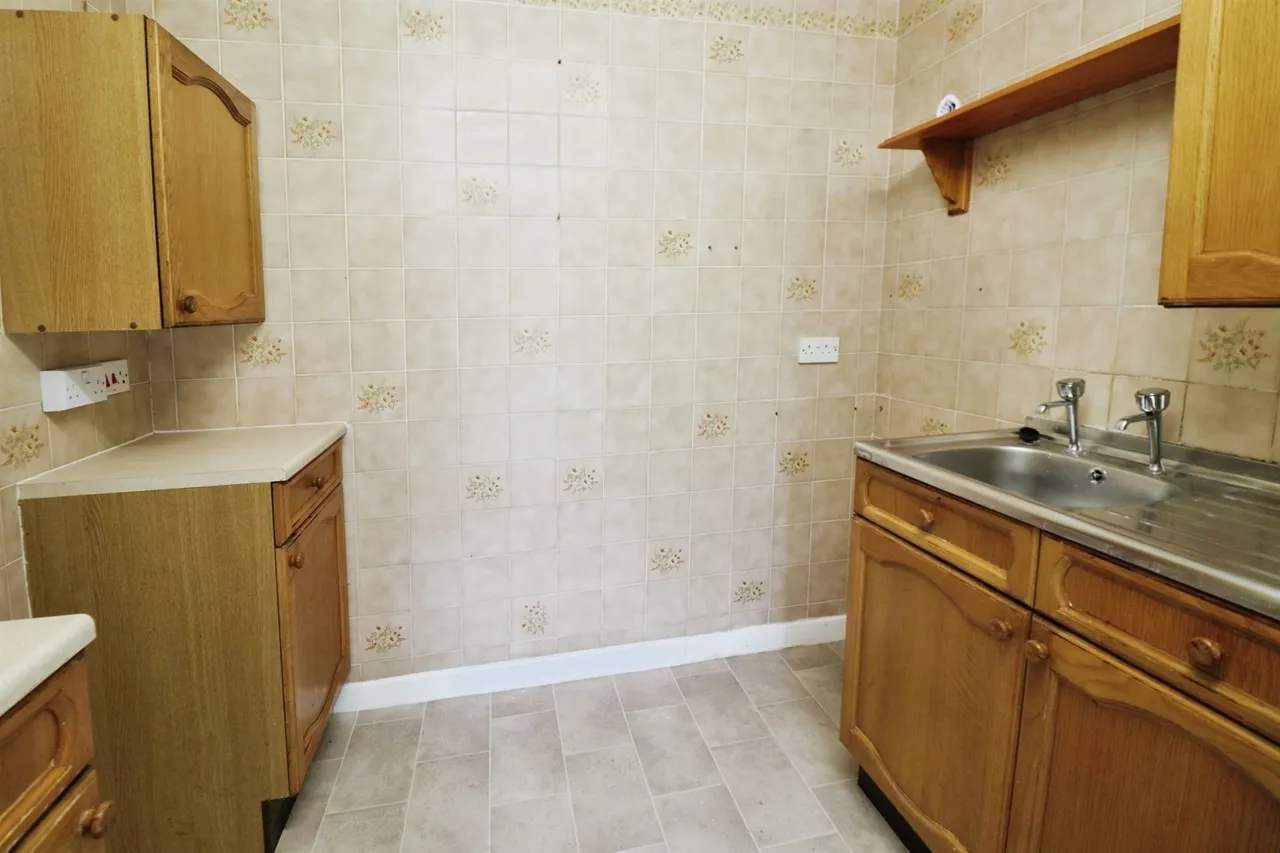 Bradford Place, Penarth, CF64, photo 7