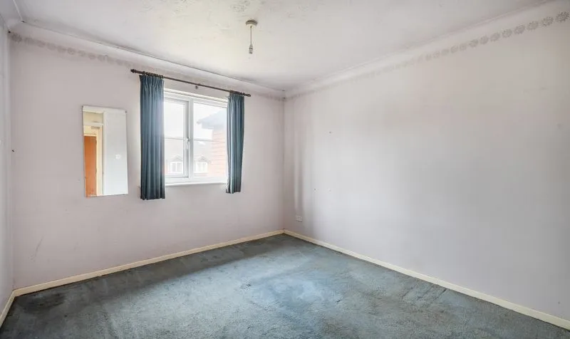 Melton Fields, Epsom, KT19, photo 6