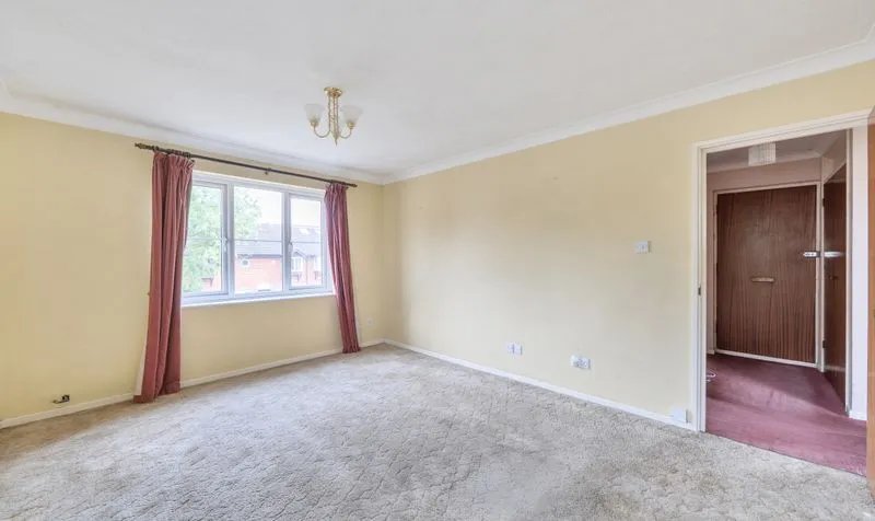 Melton Fields, Epsom, KT19, photo 5