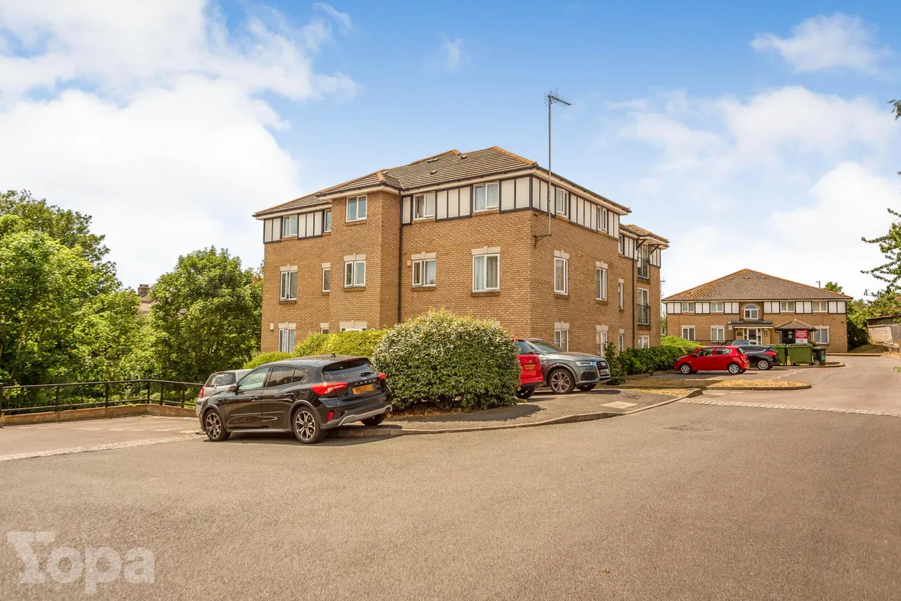 Norfolk Close, Dartford, DA1, photo 12