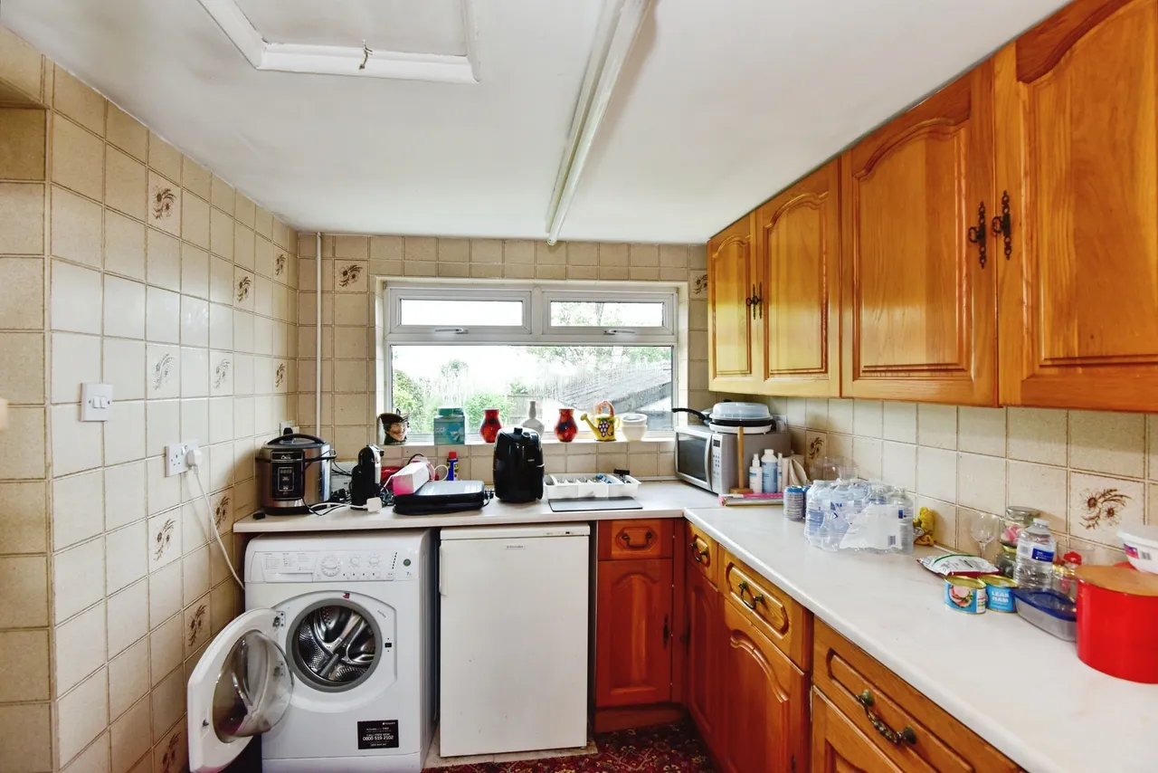 Marsh Avenue, Stoke-On-Trent, photo 6