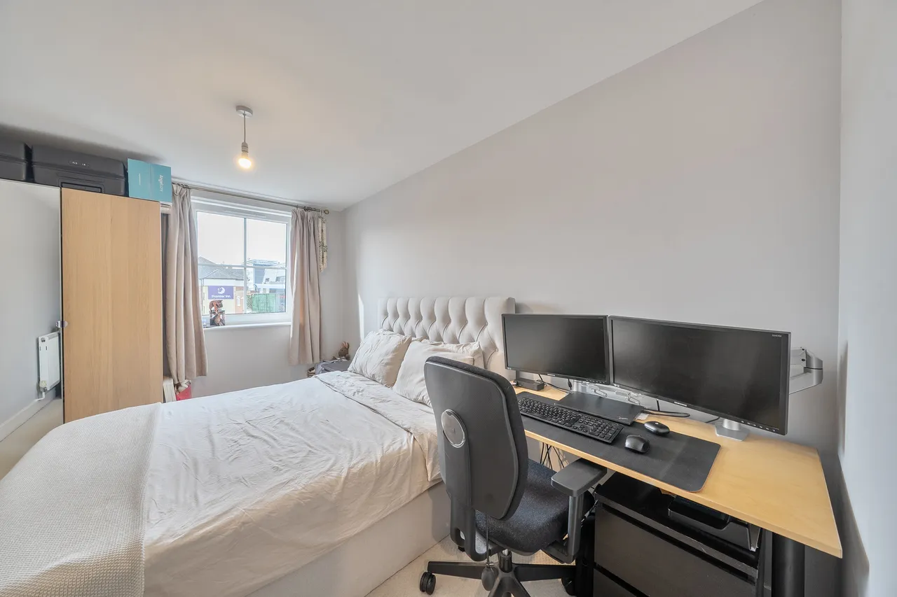 9 Brooklands Court, 415 Burnt Oak Broadway, Edgware, photo 10