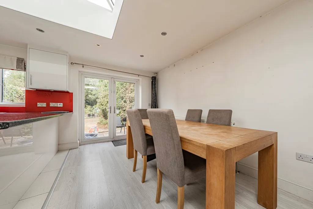 Ferrers Avenue, West Drayton, photo 12