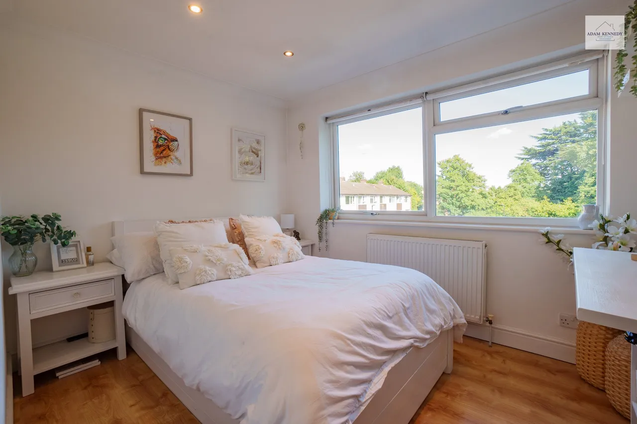 13 Forsyth Place, Enfield, Greater London, EN1 2EP, photo 33