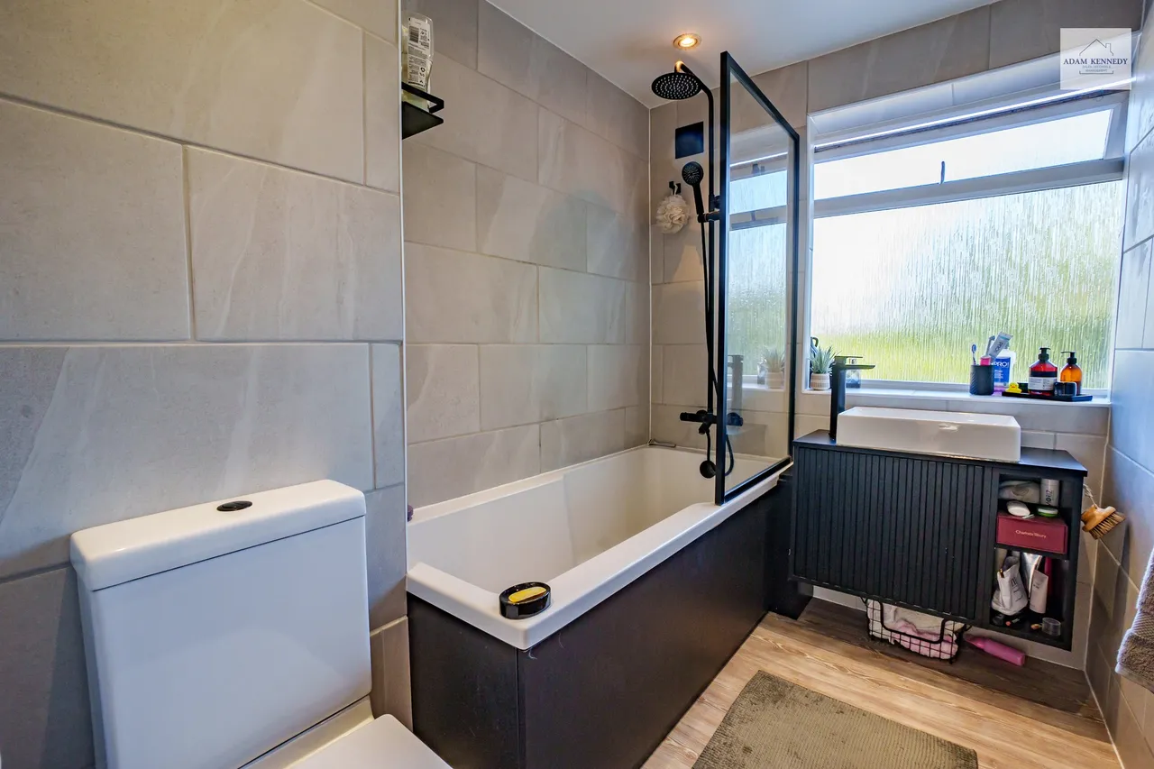 13 Forsyth Place, Enfield, Greater London, EN1 2EP, photo 34