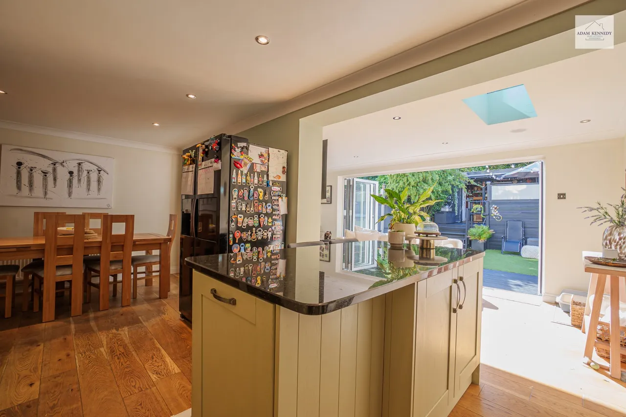 13 Forsyth Place, Enfield, Greater London, EN1 2EP, photo 3