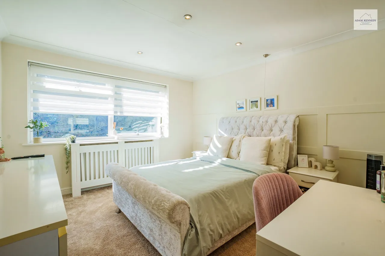 13 Forsyth Place, Enfield, Greater London, EN1 2EP, photo 27