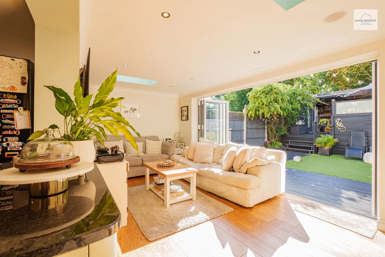 13 Forsyth Place, Enfield, Greater London, EN1 2EP, photo 4