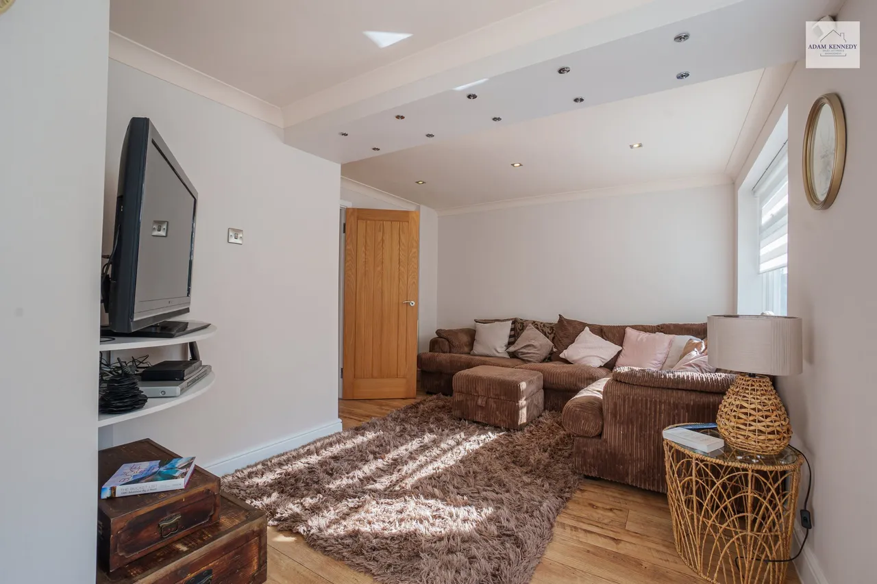 13 Forsyth Place, Enfield, Greater London, EN1 2EP, photo 24
