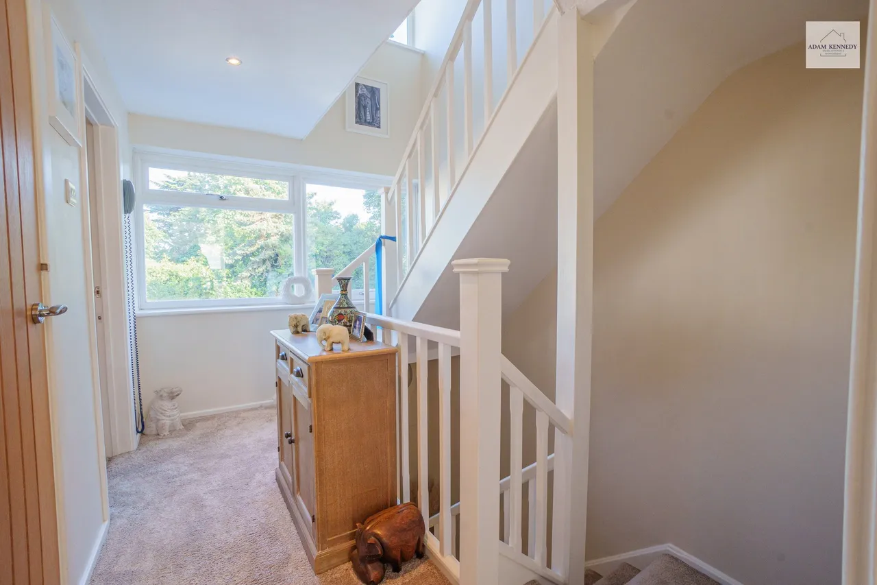 13 Forsyth Place, Enfield, Greater London, EN1 2EP, photo 17