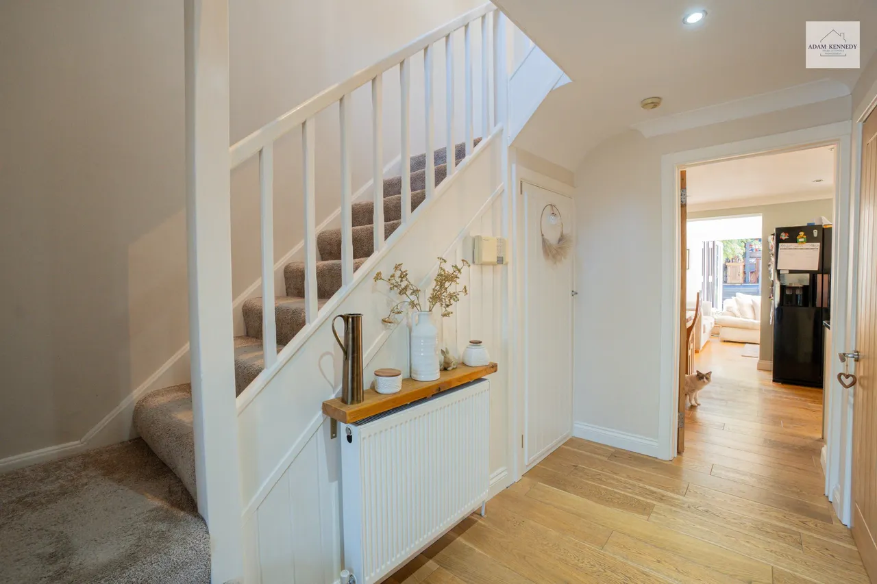 13 Forsyth Place, Enfield, Greater London, EN1 2EP, photo 2
