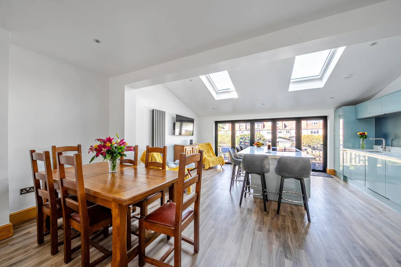 Pickhurst Rise, West Wickham, BR4, photo 2