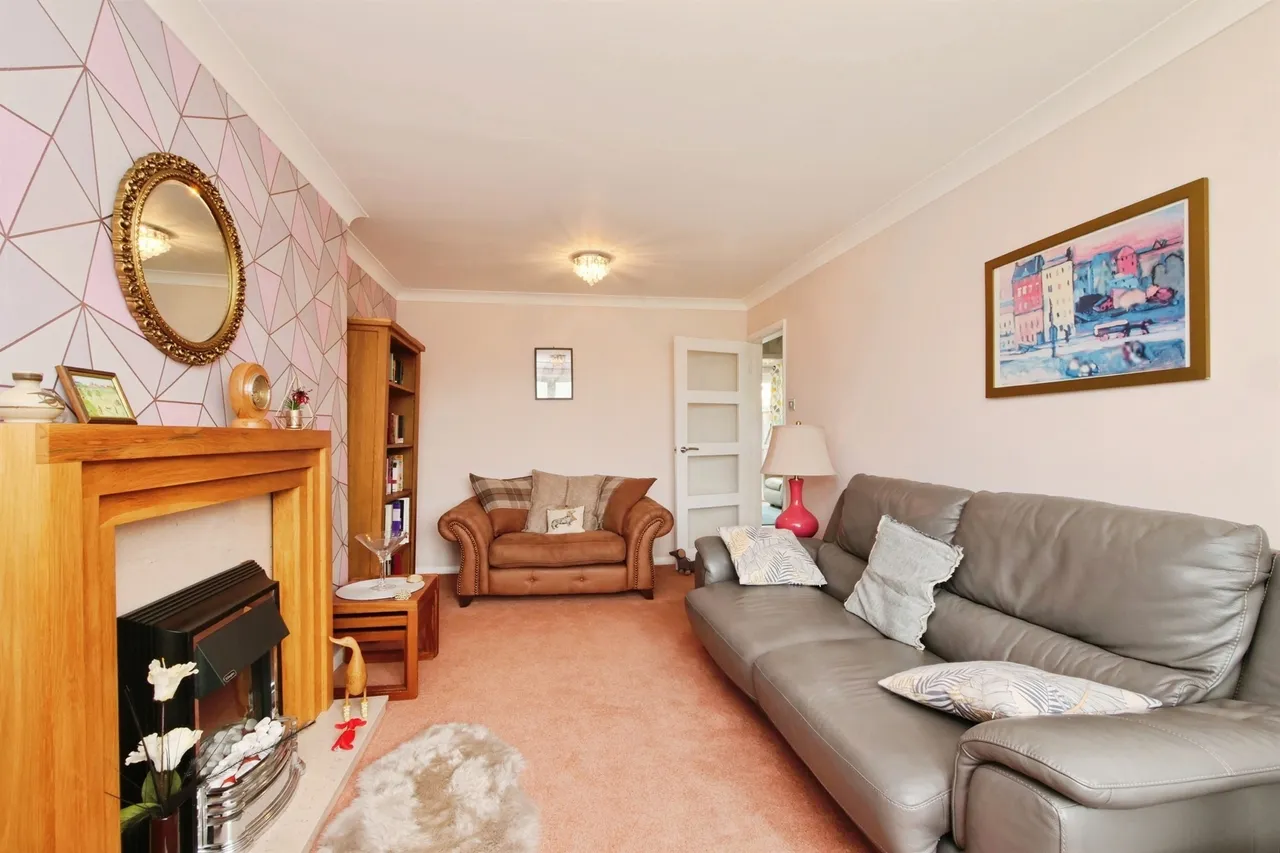 St. Marys Close, Wigginton, YO32, photo 5