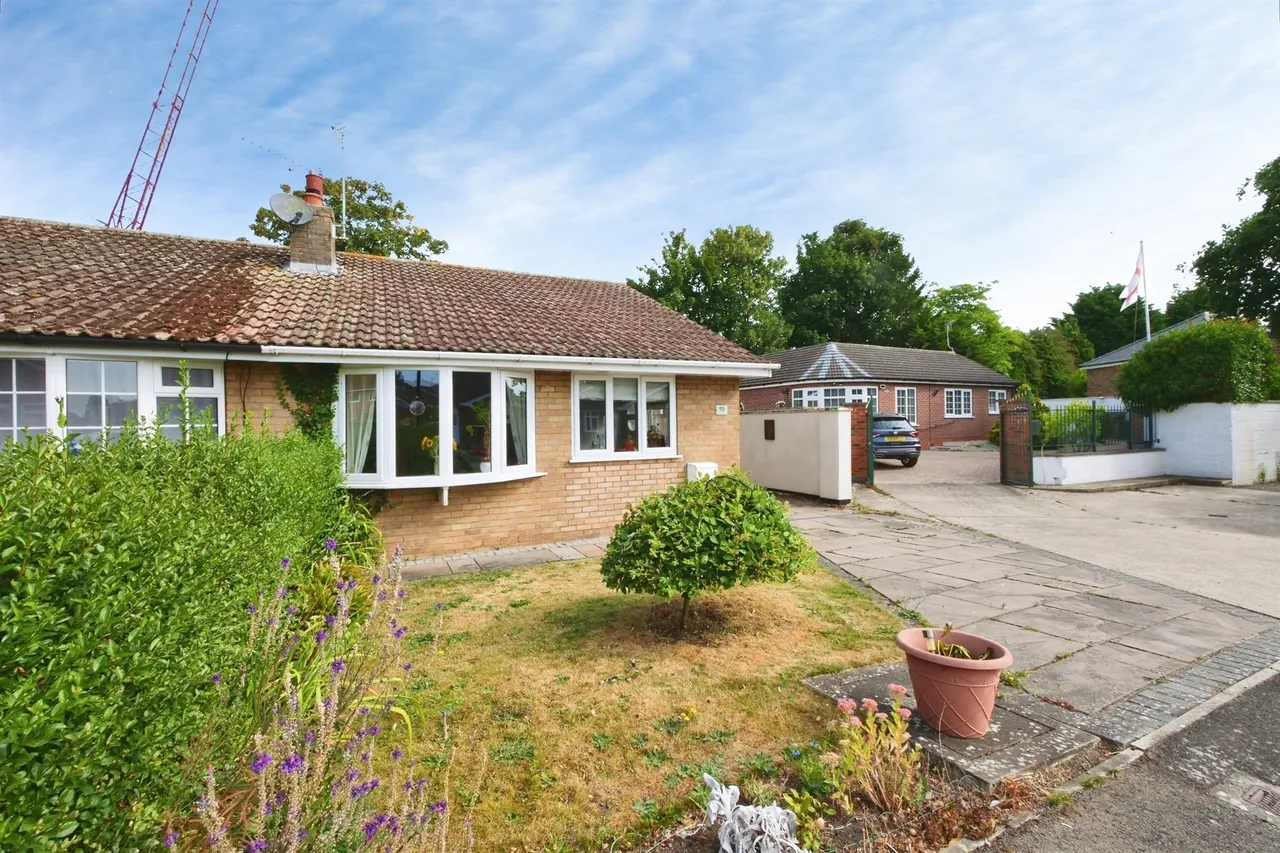 St. Marys Close, Wigginton, YO32, photo 11