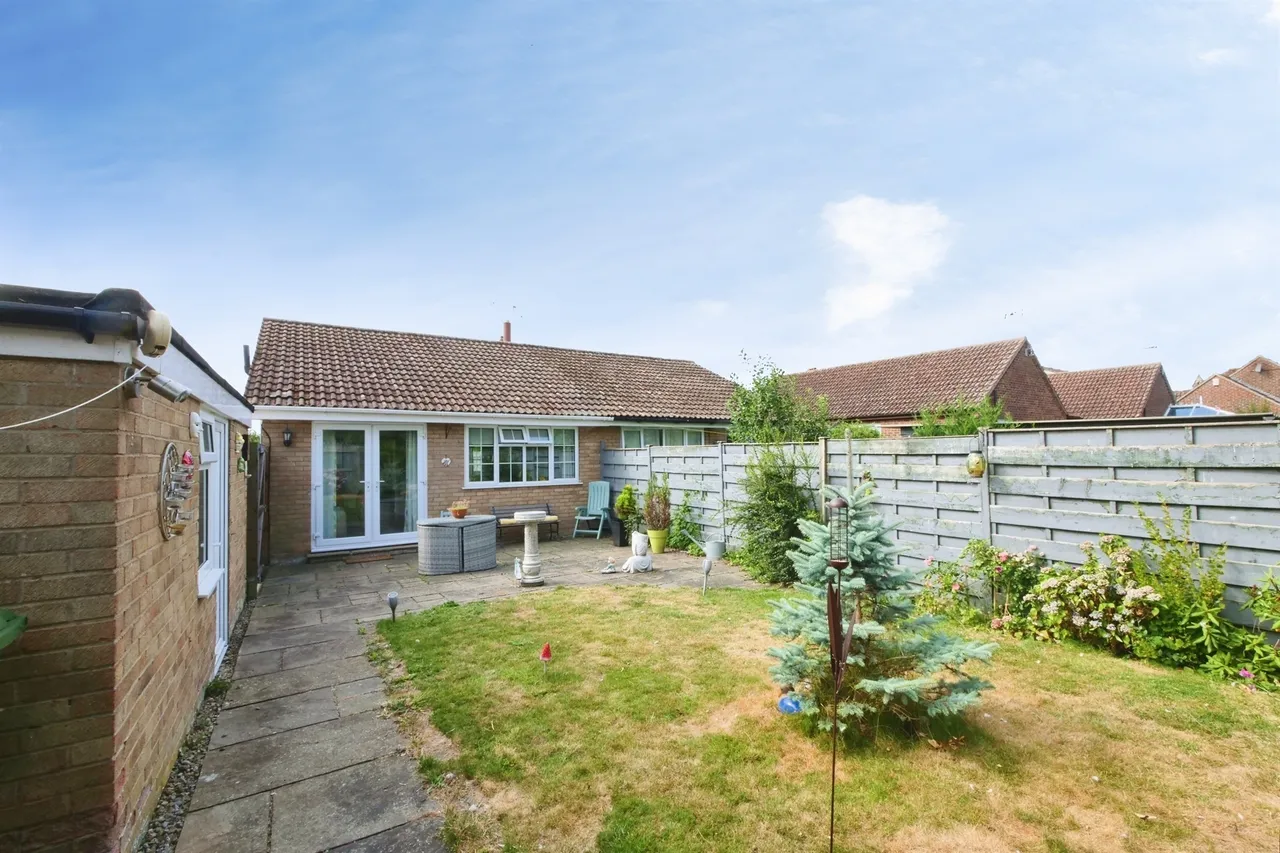St. Marys Close, Wigginton, YO32, photo 2