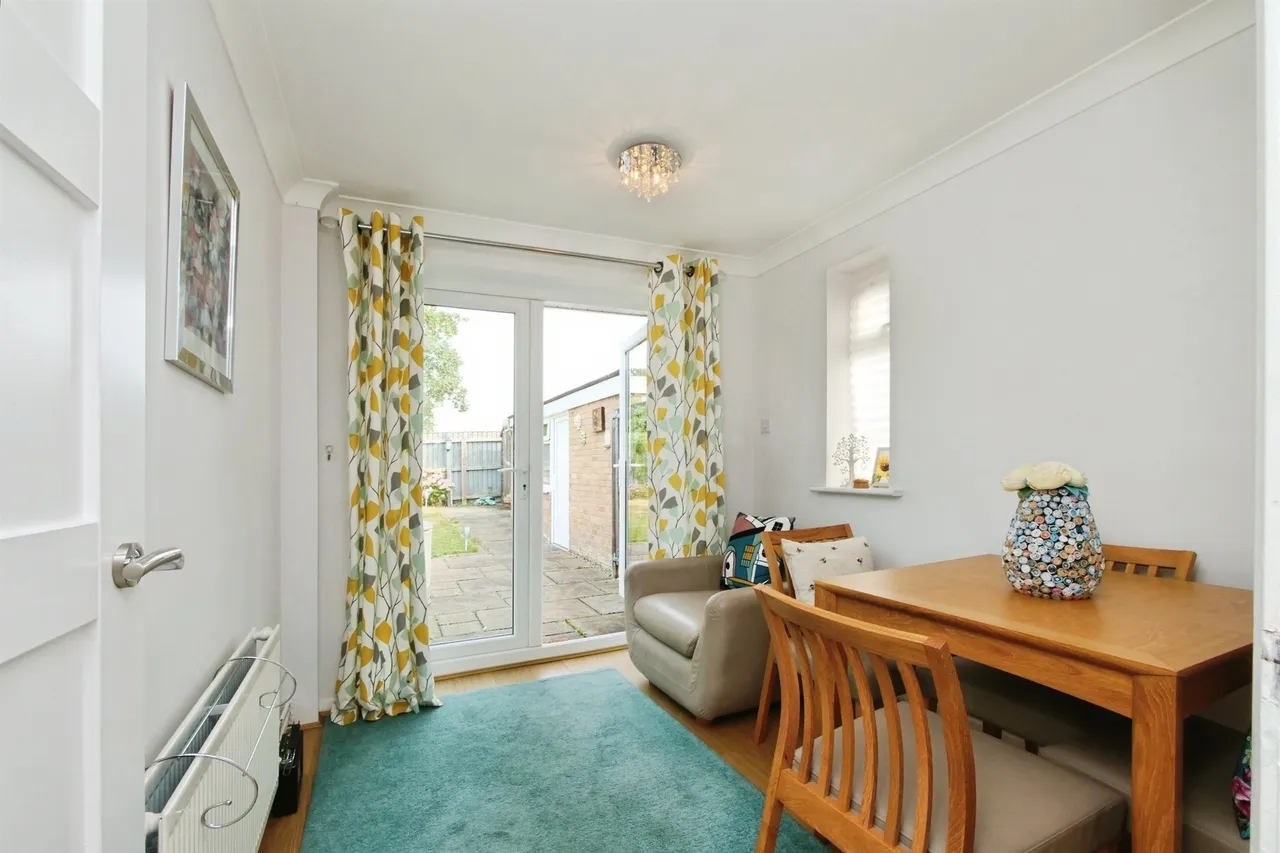 St. Marys Close, Wigginton, YO32, photo 9