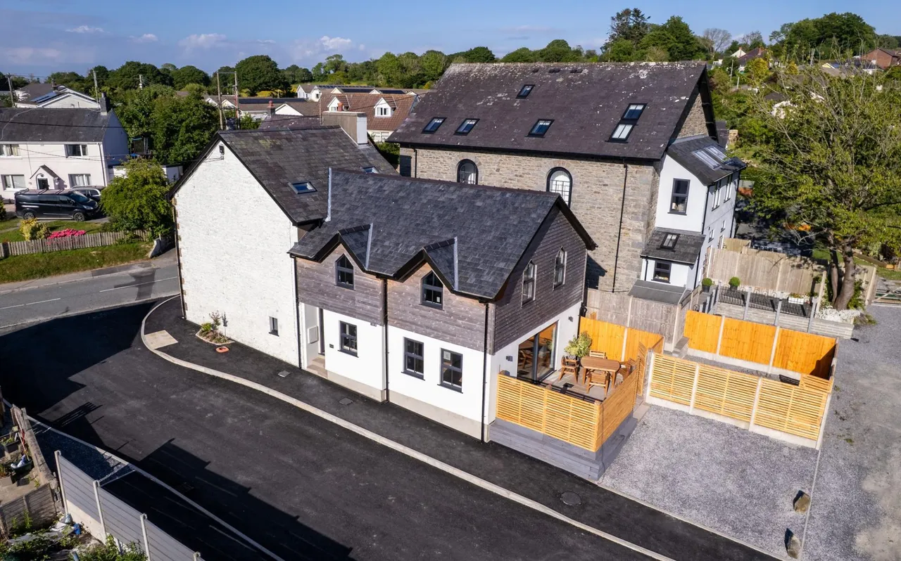 3 bed house for sale, Goldcrest, Llanarth, SA47