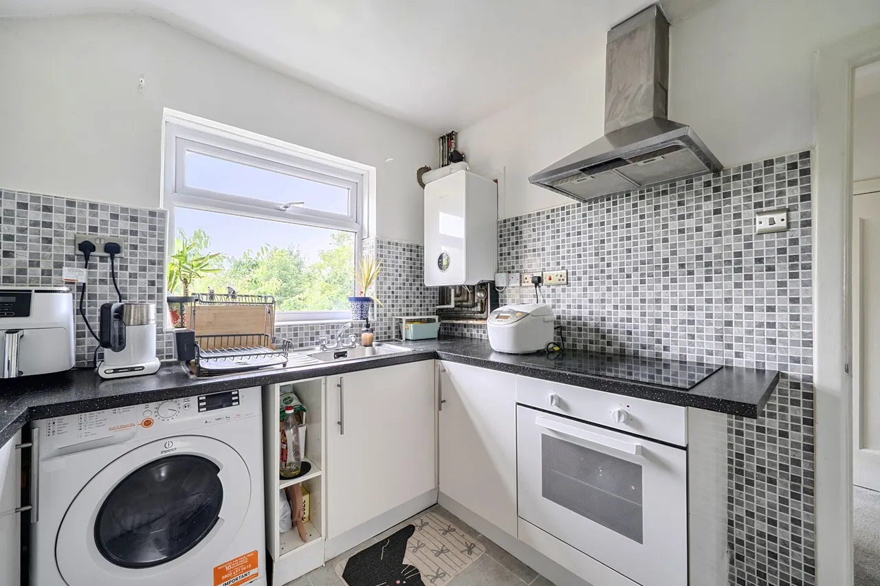 Shaftesbury Avenue, South Harrow, HA2, photo 15