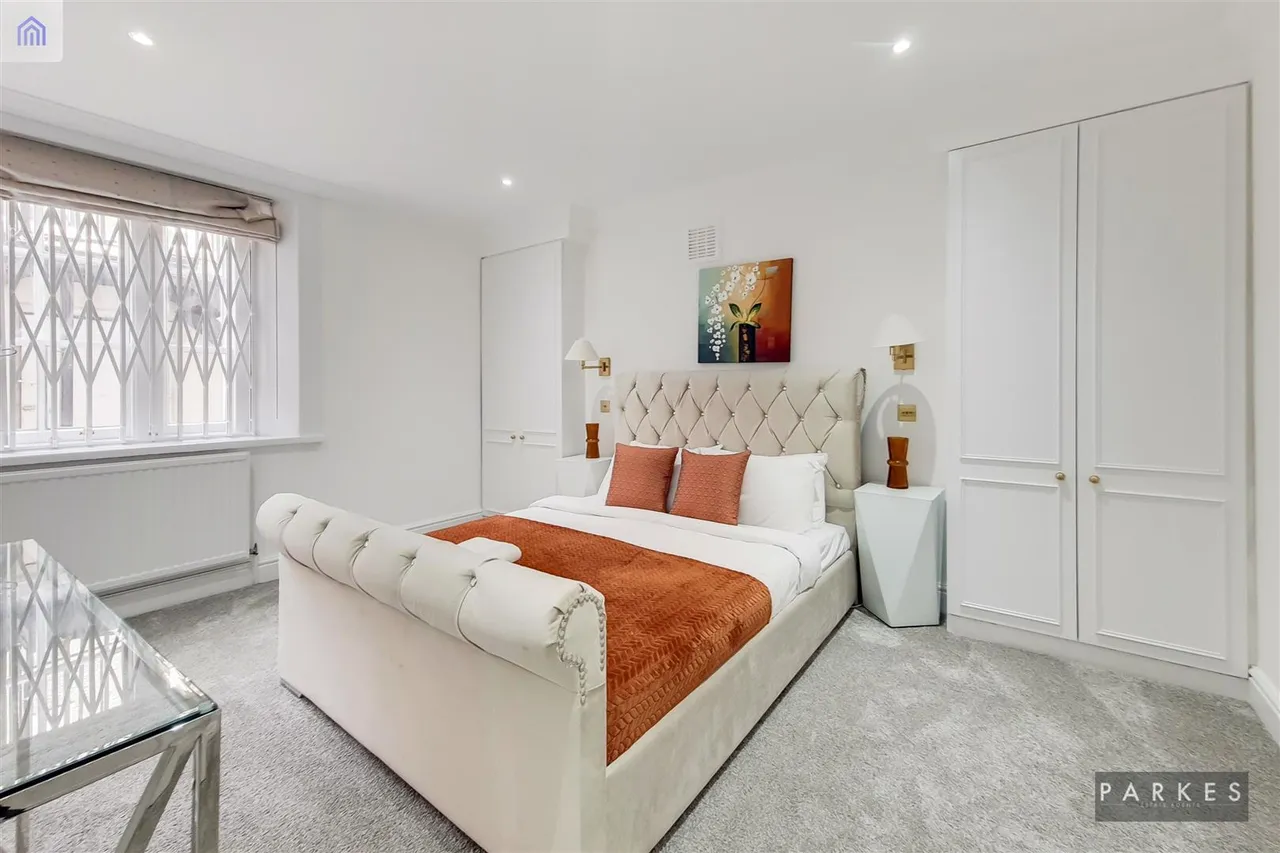 Lower Belgrave Street, Belgravia, London, SW1W 0LP, photo 10