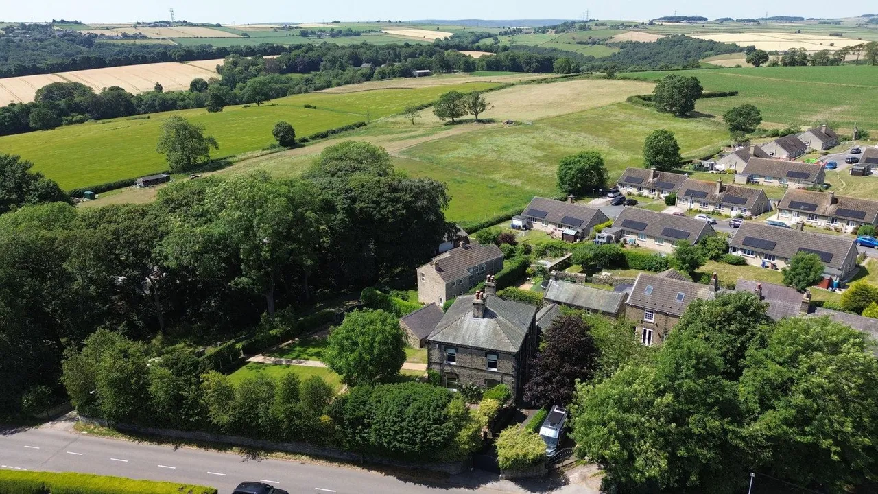 Cote Lane, Thurgoland, S35, photo 47