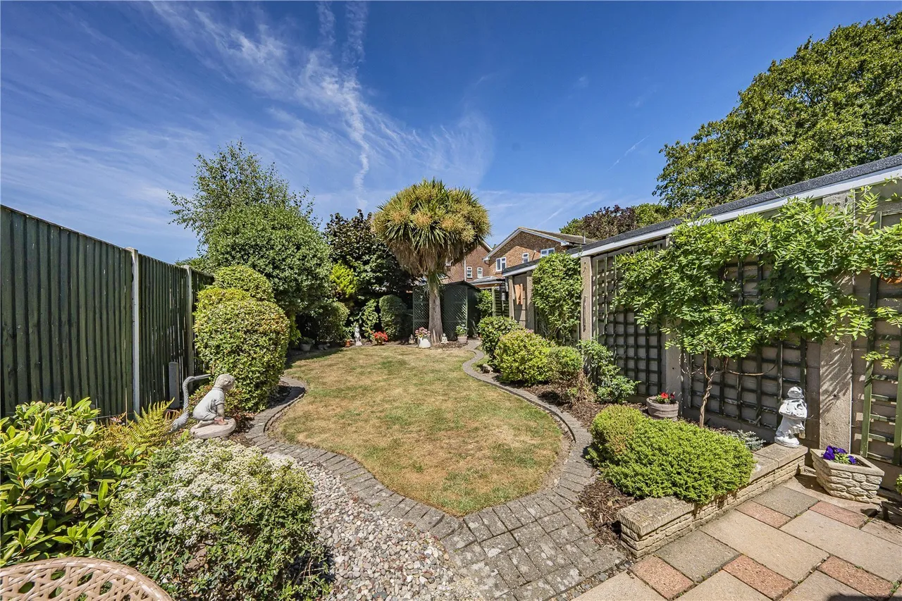 Coleridge Way, West Drayton, UB7, photo 2