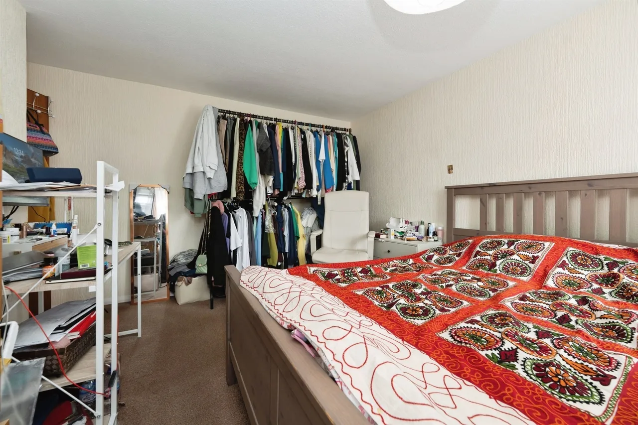 Bournehall Avenue, Bushey, photo 9