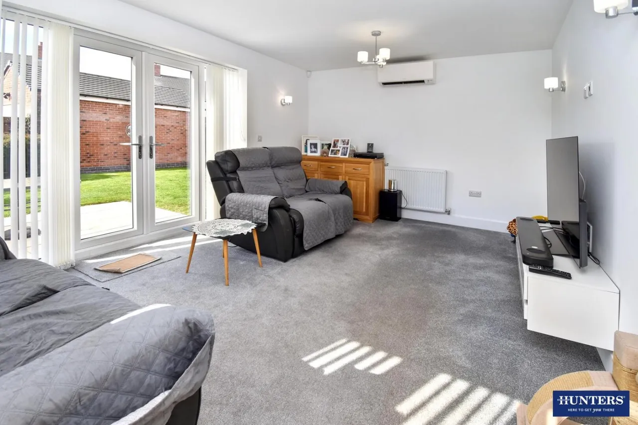 Holt Way, Littlethorpe, LE19, photo 2