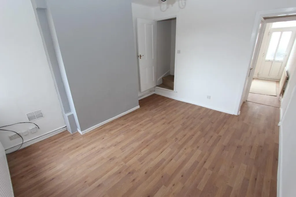 Lawrence Street, Stapleford, NG9, photo 3