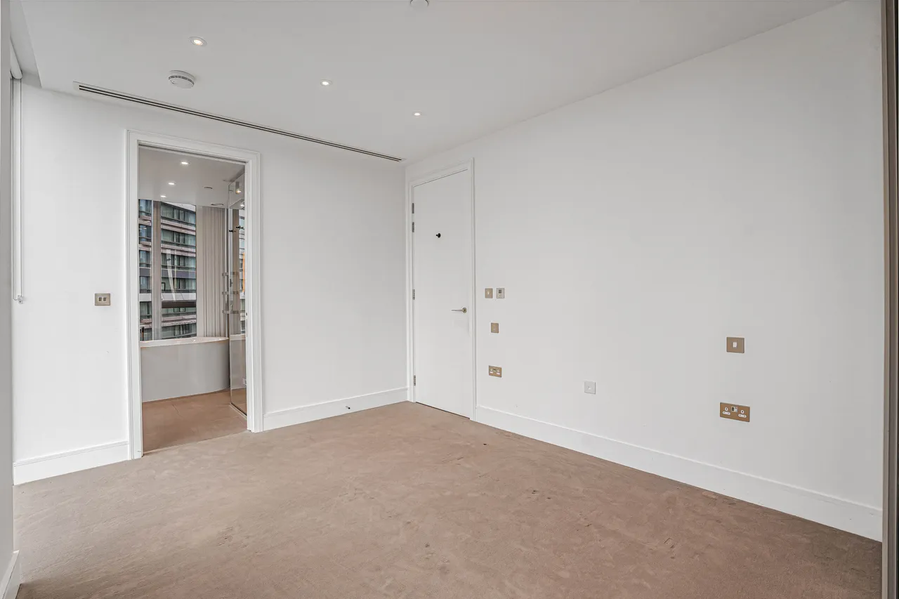 Bollinder Place, Carrara Tower, EC1V, photo 8
