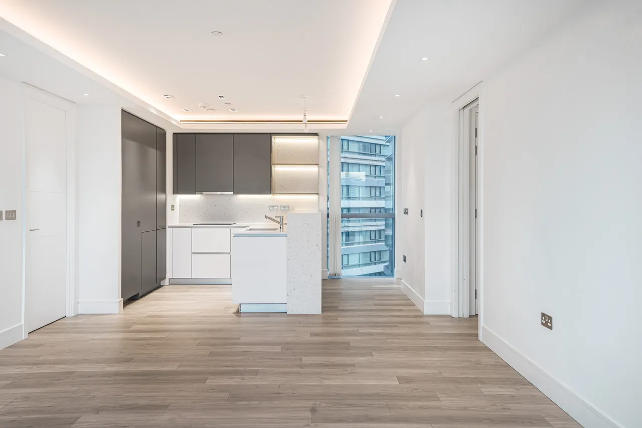 Bollinder Place, Carrara Tower, EC1V, photo 5