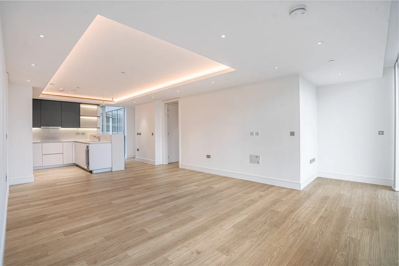 2 bed flat for sale — Bollinder Place, Carrara Tower, EC1V