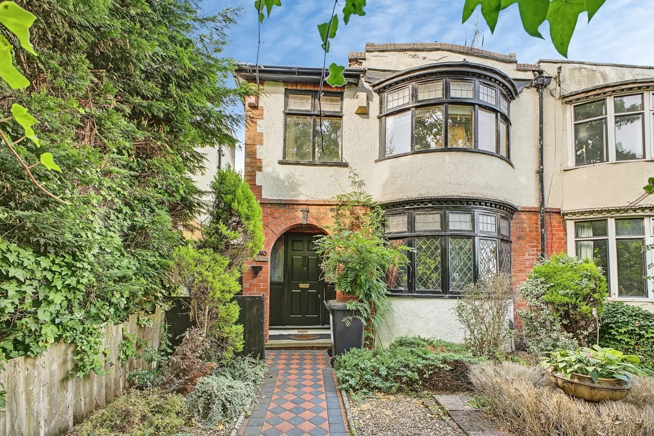 3 bed house for sale — London Road, Northampton, Northamptonshire, NN4