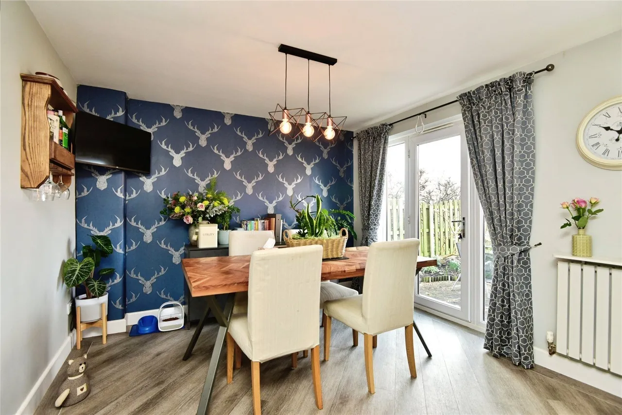 Swallow Drive, Sandbach, Cheshire, Sandbach, CW11, photo 3
