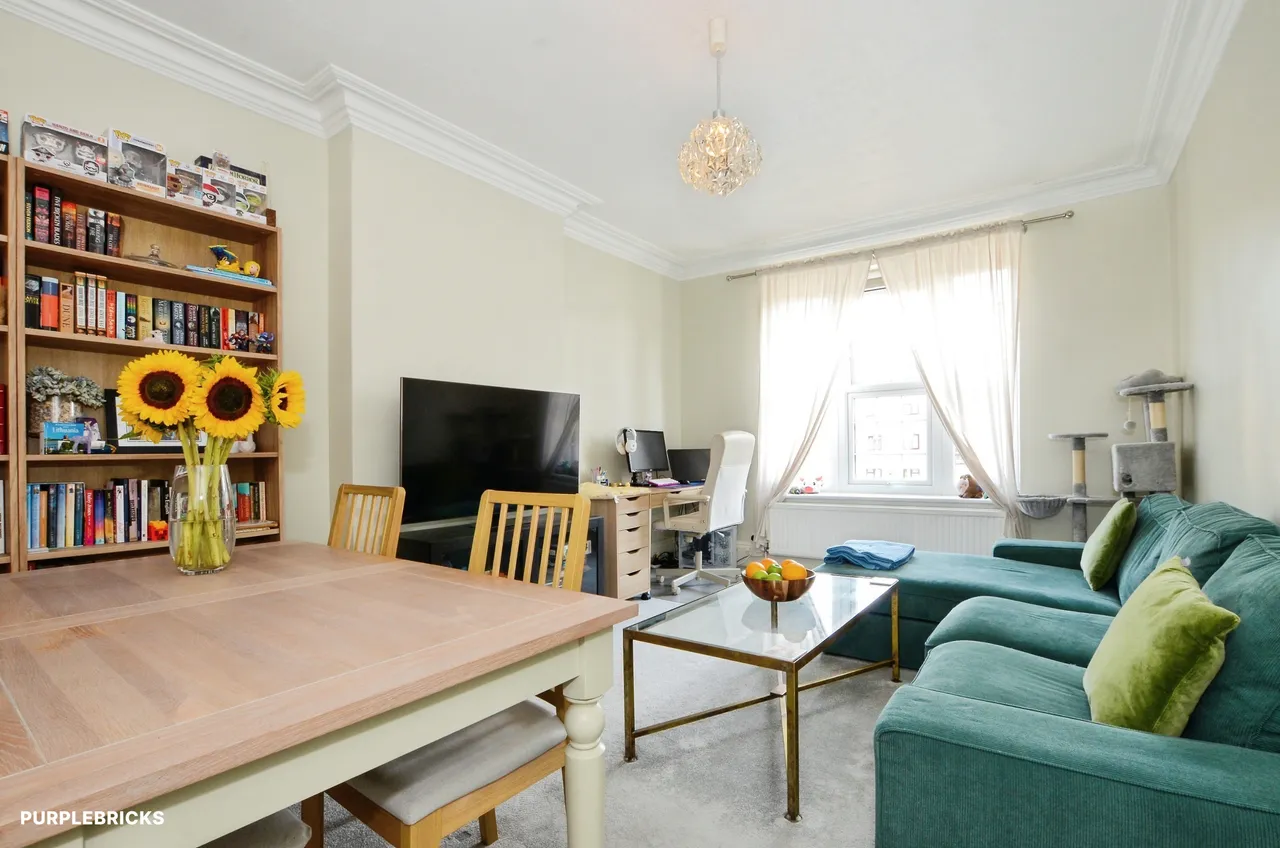 2 bed flat for sale, Willesden Lane, London, NW2