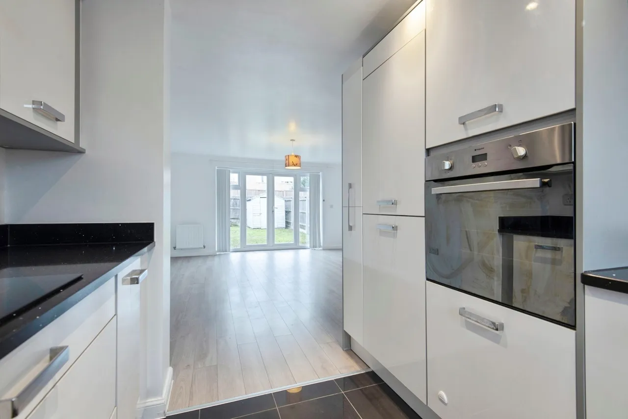 Ivel Road, Shefford, SG17, photo 8