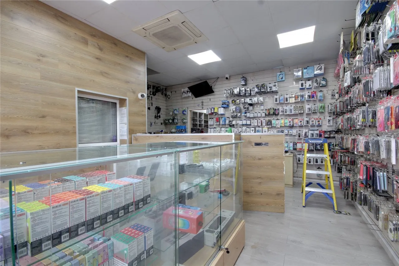 Hertford Road, Enfield, photo 16