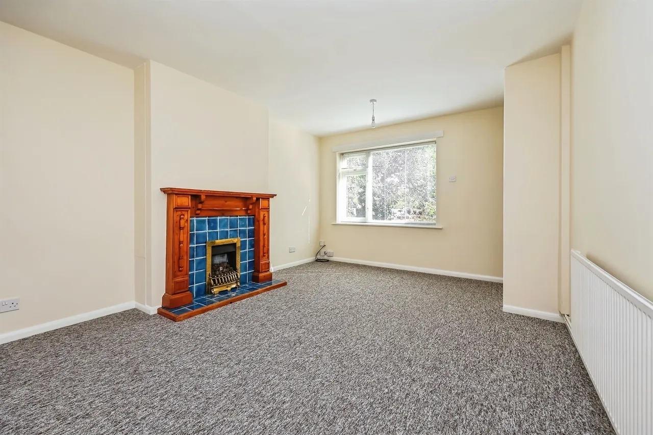 Gallows Inn Close, Ilkeston, DE7, photo 4