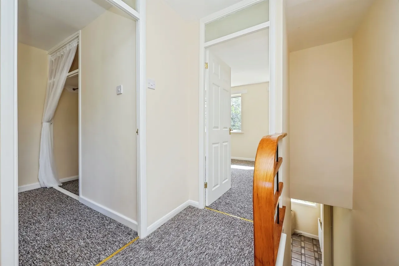 Gallows Inn Close, Ilkeston, DE7, photo 9