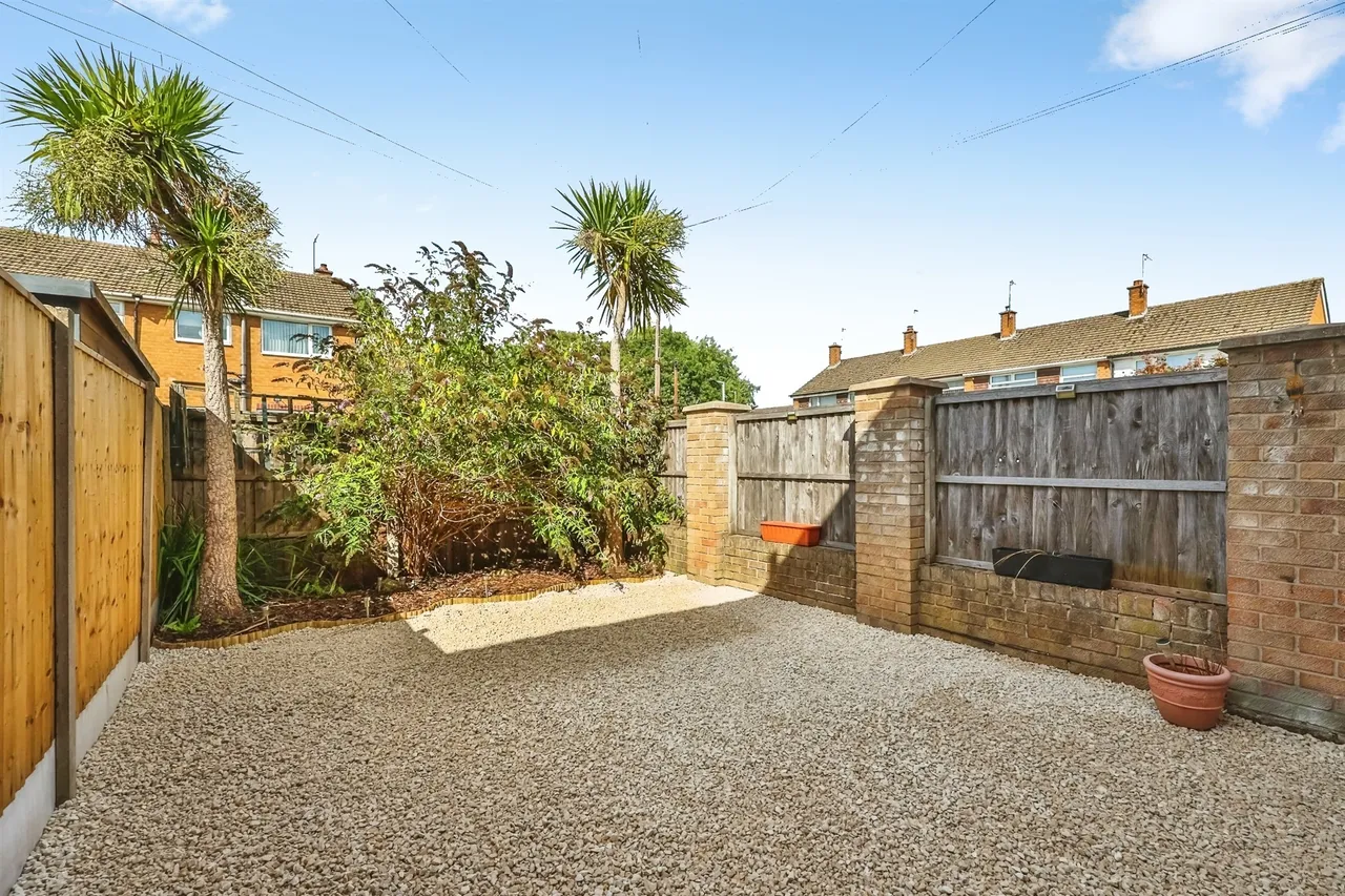 Gallows Inn Close, Ilkeston, DE7, photo 16